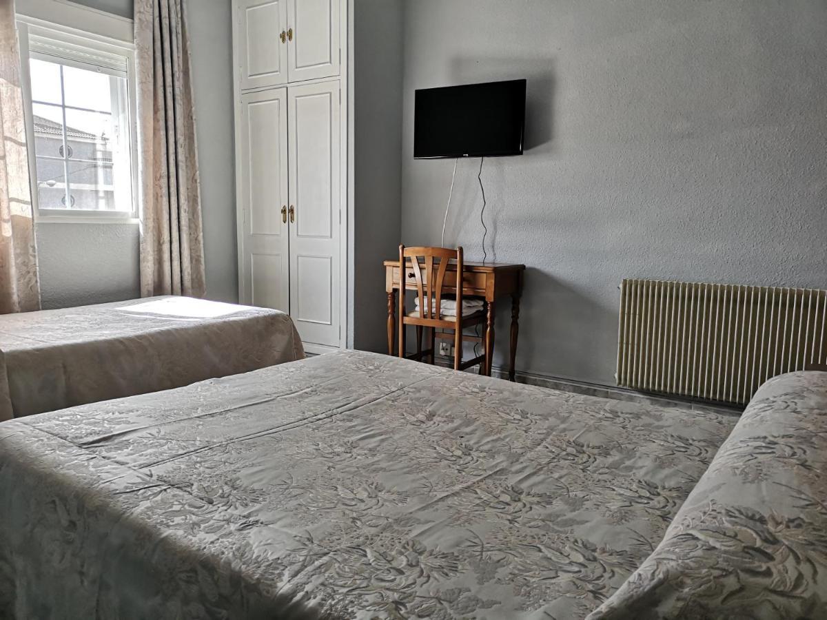 Hostal Pension Rosada Santafé Eksteriør bilde
